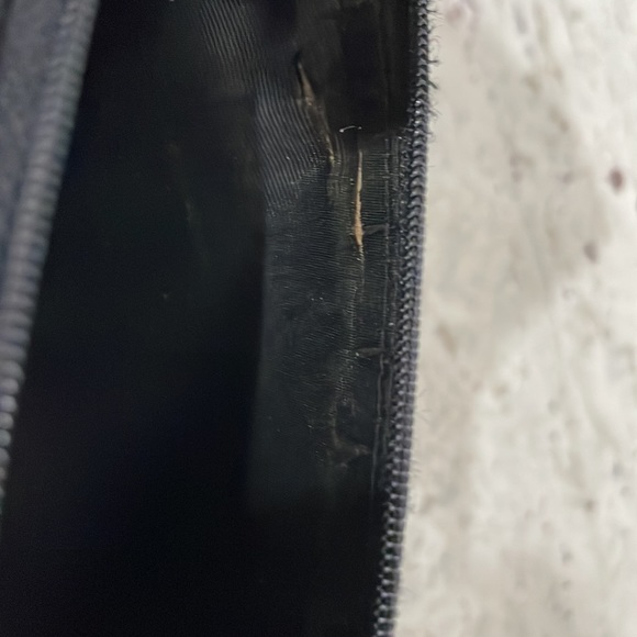 Chanel patent leather wallet with chain - Picture 8 of 16